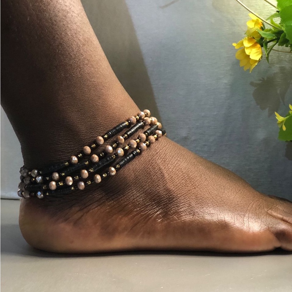 These homemade high quality beade anklets are signature of Africa queen.